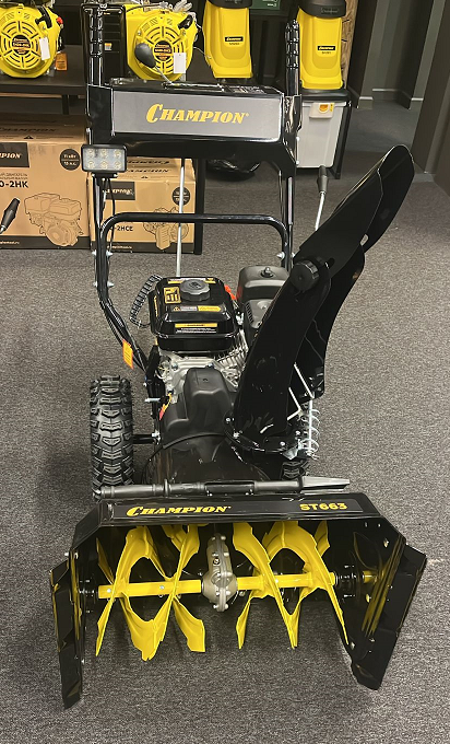 картинка Бензиновый снегоуборщик Champion ST663 картинка Бензиновый снегоуборщик Champion ST663