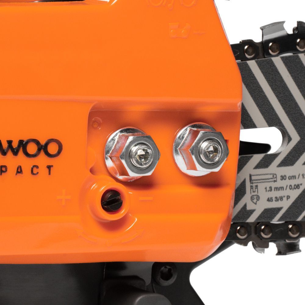 картинка Бензопила DAEWOO DACS 2512 картинка Бензопила DAEWOO DACS 2512