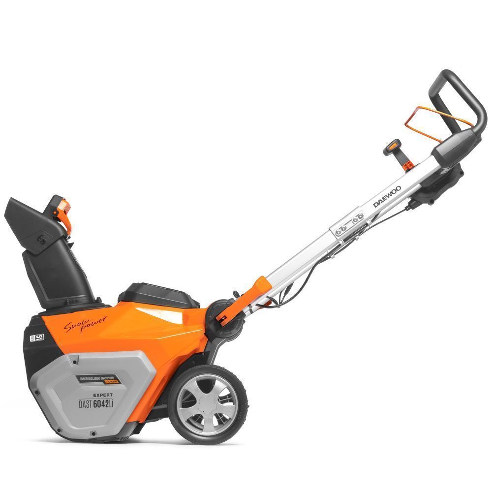 картинка Снегоуборщик аккумуляторный DAEWOO DAST 6042Li SET картинка Снегоуборщик аккумуляторный DAEWOO DAST 6042Li SET
